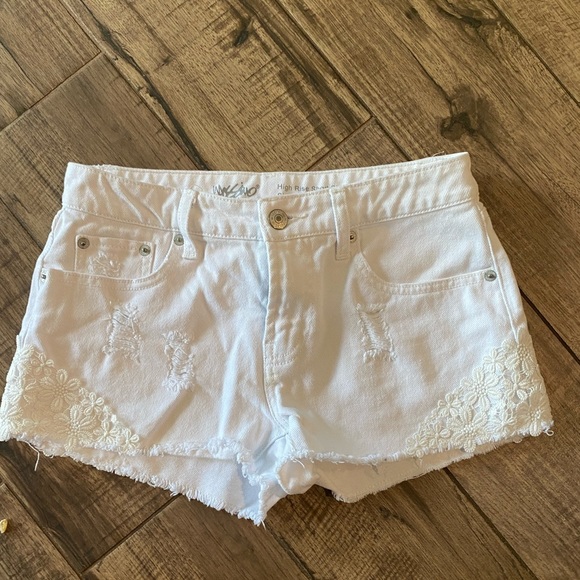 Jean shorts💜 - Picture 1 of 4